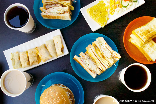 逢甲商圈│多士號＊起司控不能錯過的早午餐。三明治和蛋餅都會爆漿又牽絲唷