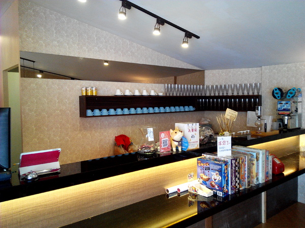 懶日子桌遊餐廳:【臺南Ω中西區】懶日子桌遊餐廳。可邊玩桌遊,邊享用餐點的休閒好去處 懶日子桌遊餐廳:【臺南Ω中西區】懶日子桌遊餐廳。可邊玩桌遊,邊享用餐點的休閒好去處