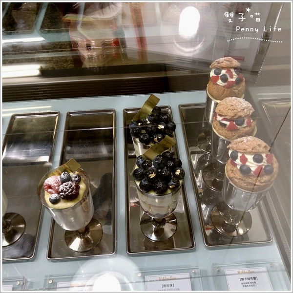 ||食記||-[台中]-窩巷(大全店)復古風-創意酒杯造型甜點-2樓隱藏版阿達古早店-食尚玩家介紹(含menu+內文圖多)