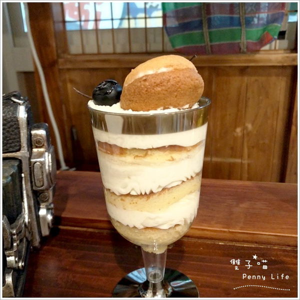 ||食記||-[台中]-窩巷(大全店)復古風-創意酒杯造型甜點-2樓隱藏版阿達古早店-食尚玩家介紹(含menu+內文圖多)