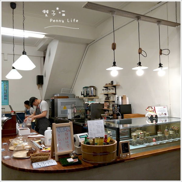 ||食記||-[台中]-窩巷(大全店)復古風-創意酒杯造型甜點-2樓隱藏版阿達古早店-食尚玩家介紹(含menu+內文圖多)