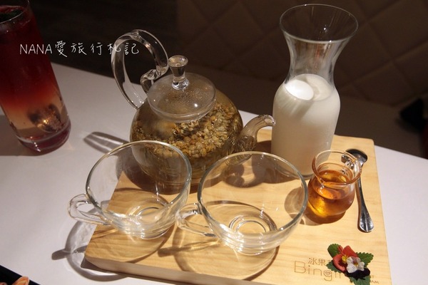 妃黛美式海鮮餐廳:Fidèle妃黛美式海鮮餐廳。冬季限定獨創薑母醬汁手抓Seafood,超狂超霸氣的波士頓龍蝦。