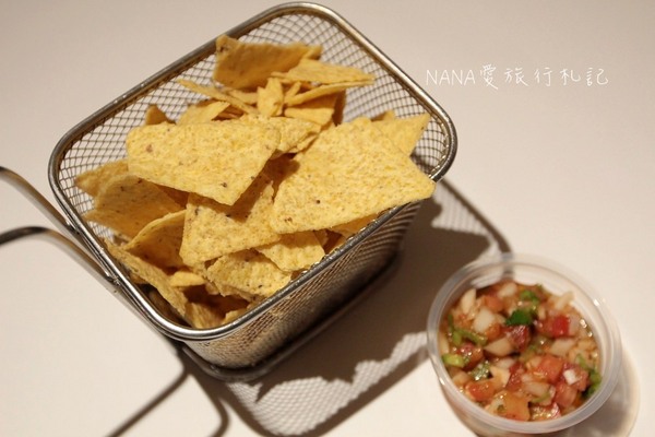 妃黛美式海鮮餐廳:Fidèle妃黛美式海鮮餐廳。冬季限定獨創薑母醬汁手抓Seafood,超狂超霸氣的波士頓龍蝦。