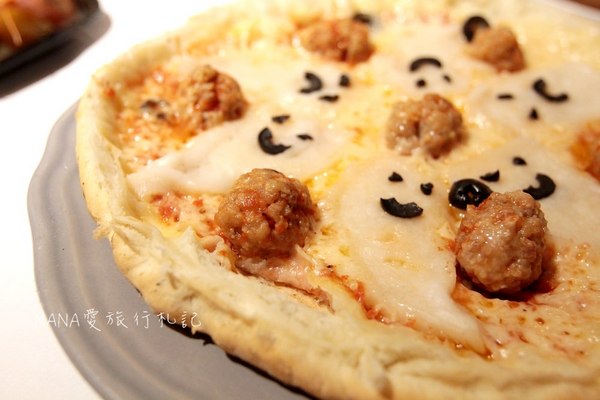 妃黛美式海鮮餐廳:Fidèle妃黛美式海鮮餐廳。冬季限定獨創薑母醬汁手抓Seafood,超狂超霸氣的波士頓龍蝦。