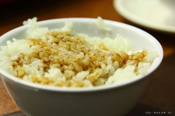 三嘴滷-豬油拌飯-2.JPG