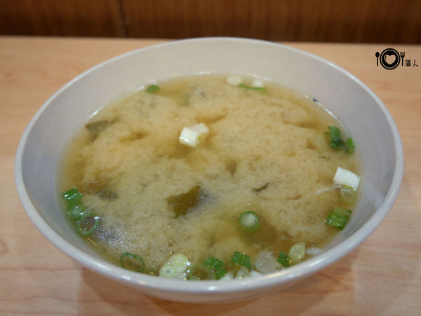 新北．中和 ║ 九八丼飯 ║ 中永和的鄉親們有福了，豬排、咖哩套餐只要98元