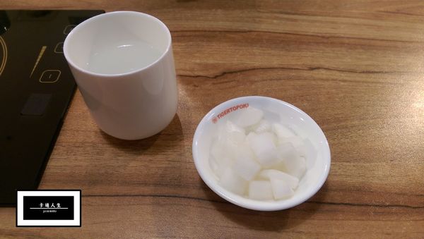 Tigertopoki 泰一格年糕火鍋(漢神巨蛋)：【高雄/食﹡左營】捷運紅線．巨蛋排隊店．Tigertopoki 泰一格年糕火鍋