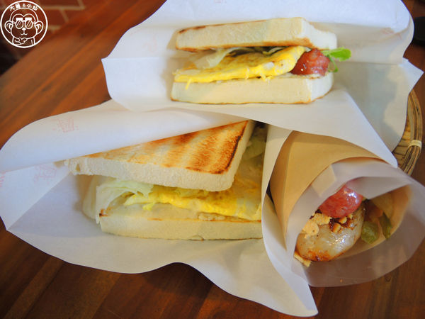 碳厚囍:呷飽祙【新北樹林・碳厚囍】早午餐也吃得到大腸包小腸 碳厚囍:呷飽祙【新北樹林・碳厚囍】早午餐也吃得到大腸包小腸