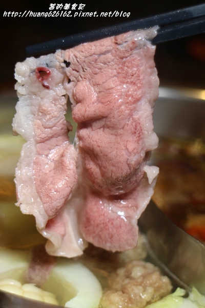 南寧饌精緻麻辣火鍋：【台北中山區】火鍋 熱炒 串燒 一應俱全『南寧饌精緻麻辣火鍋』中山區/吉林路/麻辣鍋宵夜好去處