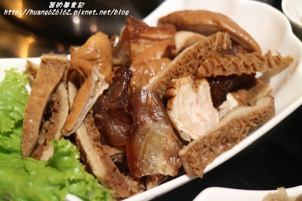 南寧饌精緻麻辣火鍋：【台北中山區】火鍋 熱炒 串燒 一應俱全『南寧饌精緻麻辣火鍋』中山區/吉林路/麻辣鍋宵夜好去處