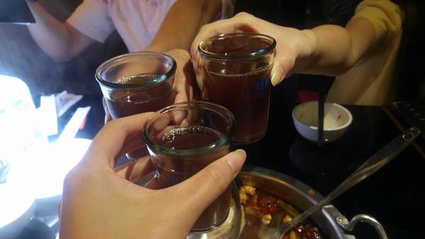 南寧饌精緻麻辣火鍋：【台北美食】南寧饌精緻麻辣火鍋之吃麻辣鍋也要吃熱炒@捷運行天宮站/吉林路