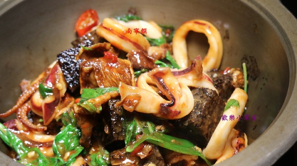 南寧饌精緻麻辣火鍋：【台北美食】南寧饌精緻麻辣火鍋之吃麻辣鍋也要吃熱炒@捷運行天宮站/吉林路