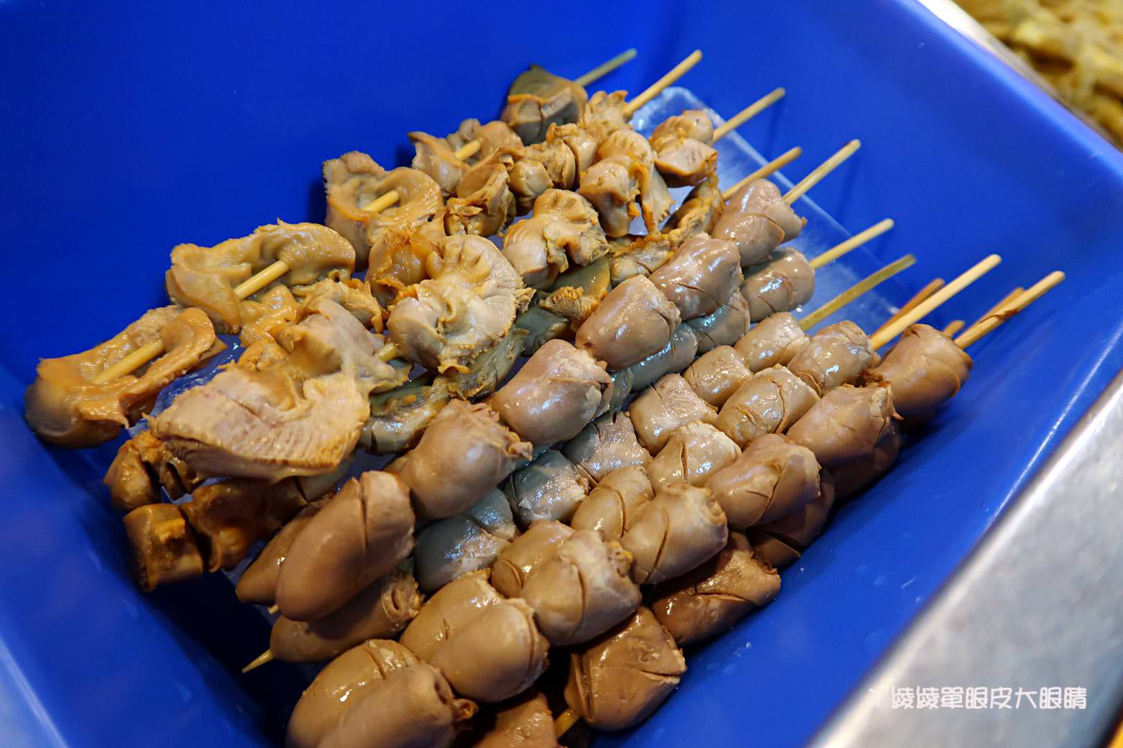 新竹美食宵夜推薦《上華鹽酥雞》，等超久但是爆好吃的碳烤雞排