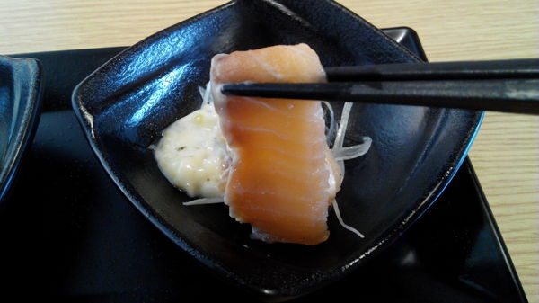 51街日式炸豬排和洋料理：【安南區】５１街日式炸豬排和洋料理。喀滋喀滋超厚實炸里肌豬排吃起來好過癮