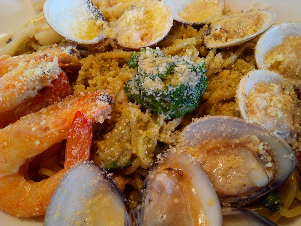 51街日式炸豬排和洋料理：【安南區】５１街日式炸豬排和洋料理。喀滋喀滋超厚實炸里肌豬排吃起來好過癮