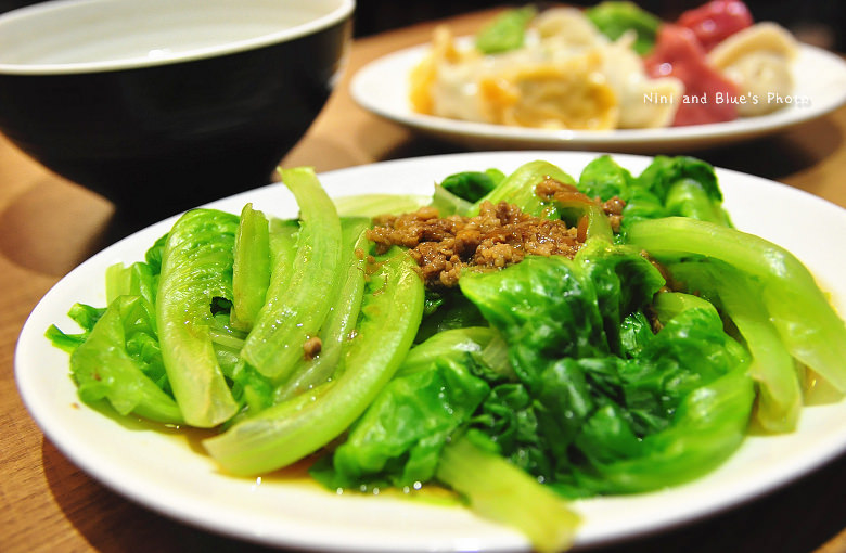 公益路麵店豪煮藝水餃牛肉麵09
