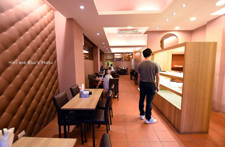 公益路麵店豪煮藝水餃牛肉麵04