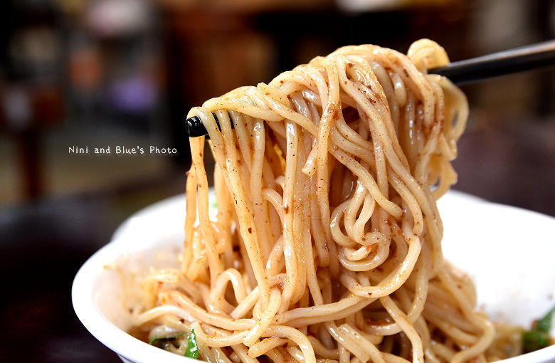 逢甲小吃天補藥膳鮮蝦排骨白木耳湯16 逢甲小吃天補藥膳鮮蝦排骨白木耳湯16