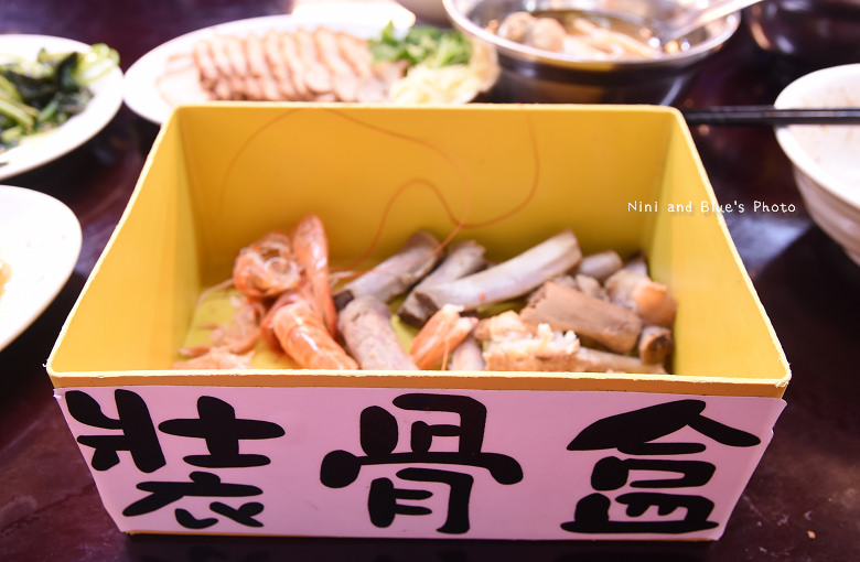 逢甲小吃天補藥膳鮮蝦排骨白木耳湯39 逢甲小吃天補藥膳鮮蝦排骨白木耳湯39