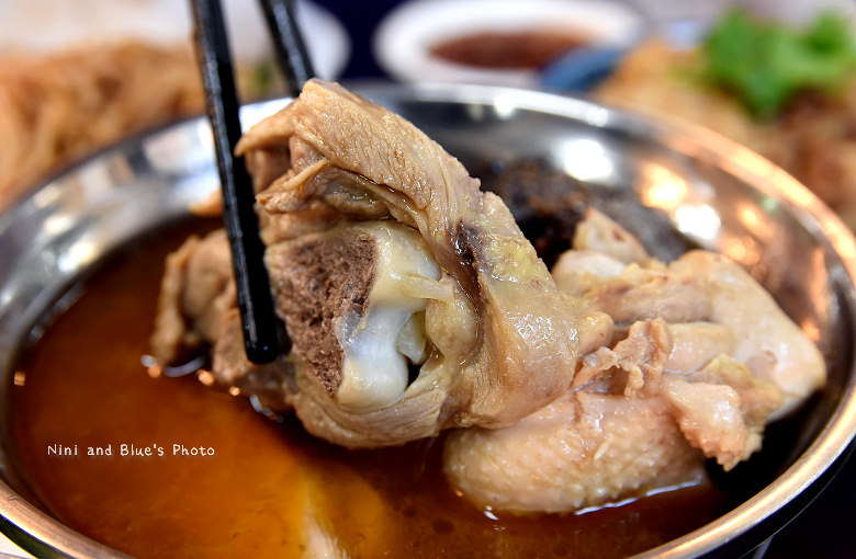 逢甲小吃天補藥膳鮮蝦排骨白木耳湯24 逢甲小吃天補藥膳鮮蝦排骨白木耳湯24