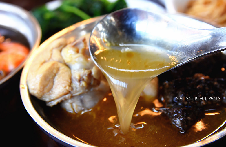 逢甲小吃天補藥膳鮮蝦排骨白木耳湯26 逢甲小吃天補藥膳鮮蝦排骨白木耳湯26