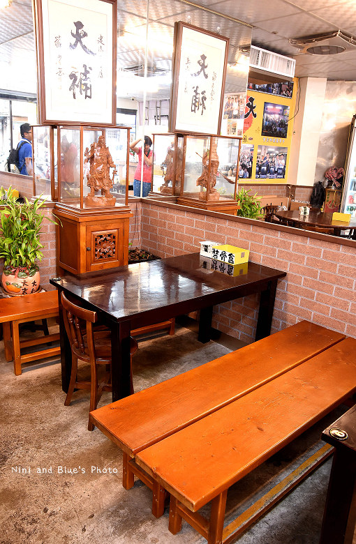 逢甲小吃天補藥膳鮮蝦排骨白木耳湯06 逢甲小吃天補藥膳鮮蝦排骨白木耳湯06