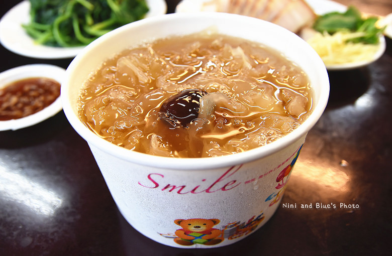 逢甲小吃天補藥膳鮮蝦排骨白木耳湯32 逢甲小吃天補藥膳鮮蝦排骨白木耳湯32