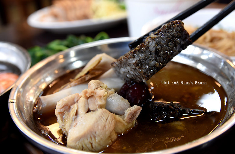 逢甲小吃天補藥膳鮮蝦排骨白木耳湯23 逢甲小吃天補藥膳鮮蝦排骨白木耳湯23