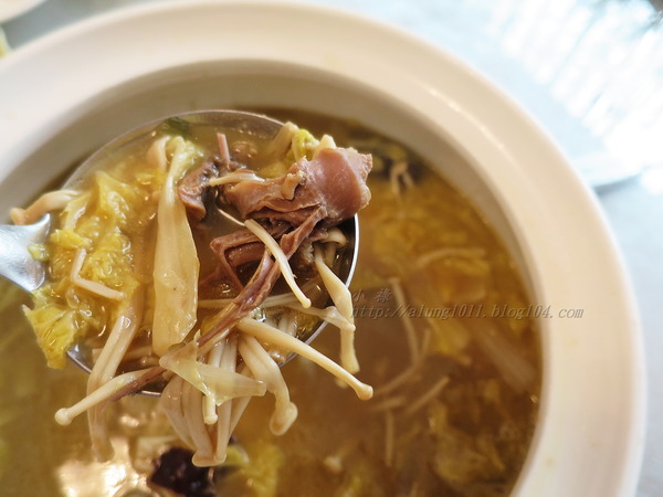 靚品私廚：靚品私廚    ..來去大廚家吃飯~