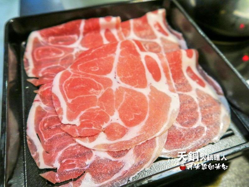 【捷運南京復興站】天銅火鍋達人-涮涮鍋，開幕期間打卡送肉50%~讓你吃得飽飽飽~