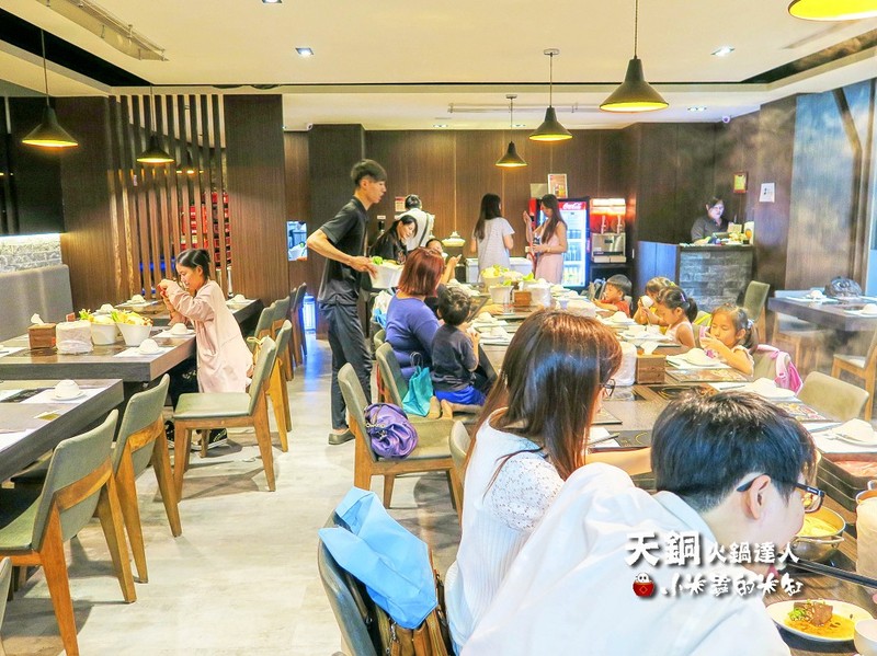 【捷運南京復興站】天銅火鍋達人-涮涮鍋，開幕期間打卡送肉50%~讓你吃得飽飽飽~