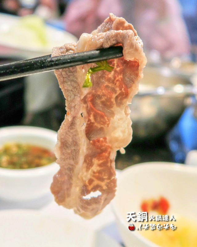 【捷運南京復興站】天銅火鍋達人-涮涮鍋，開幕期間打卡送肉50%~讓你吃得飽飽飽~