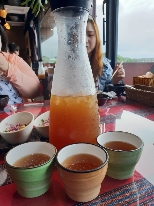 【花蓮.新城】慕名無菜單原住民料理。一人$650套餐超彭湃+自釀小米酒。寵物友善餐廳