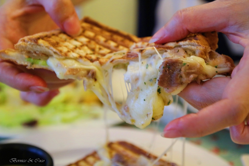 IMG_2811.JPG IMG_2811.JPG