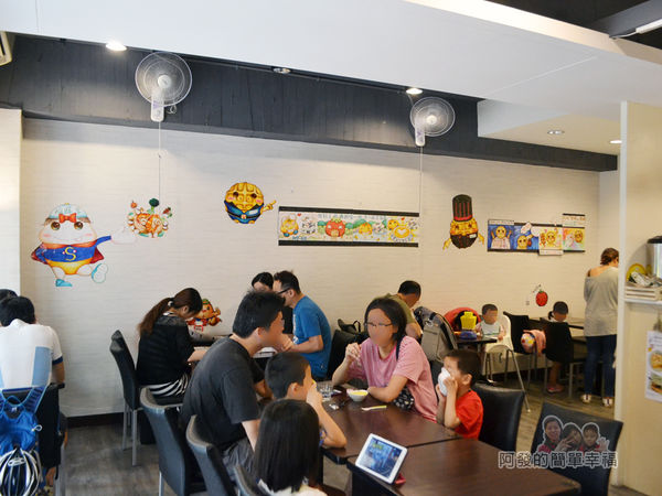 福旺亭05-店內環境-不少親子顧客.jpg