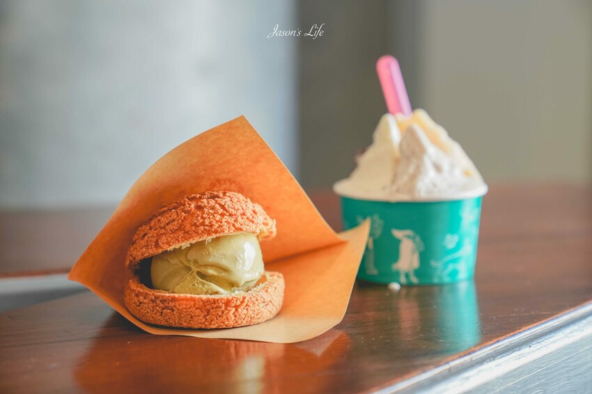 台南必吃冰店推薦！NINAO Gelato 蜷尾家，經典冰淇淋、3層樓清水模建築必拍。