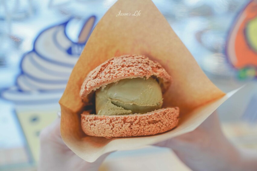 台南必吃冰店推薦！NINAO Gelato 蜷尾家，經典冰淇淋、3層樓清水模建築必拍。