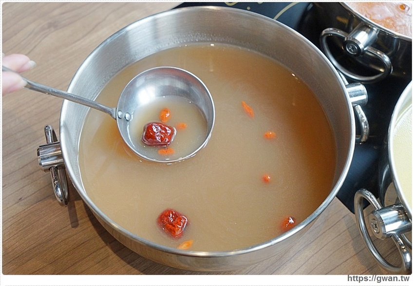 青森鍋物個人鍋新上市，每日前30名還有買一送一！！