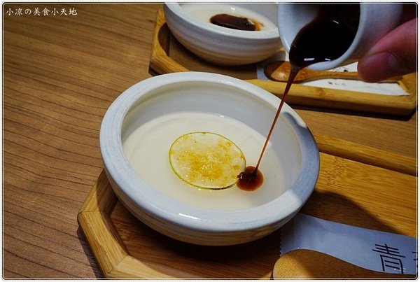 青森鍋物：台中火鍋推薦』青森鍋物║日式頂級鍋物，全新超人氣雙人套餐超值$788登場，慢熬雞湯鍋，完全提煉出雞的精華呀！