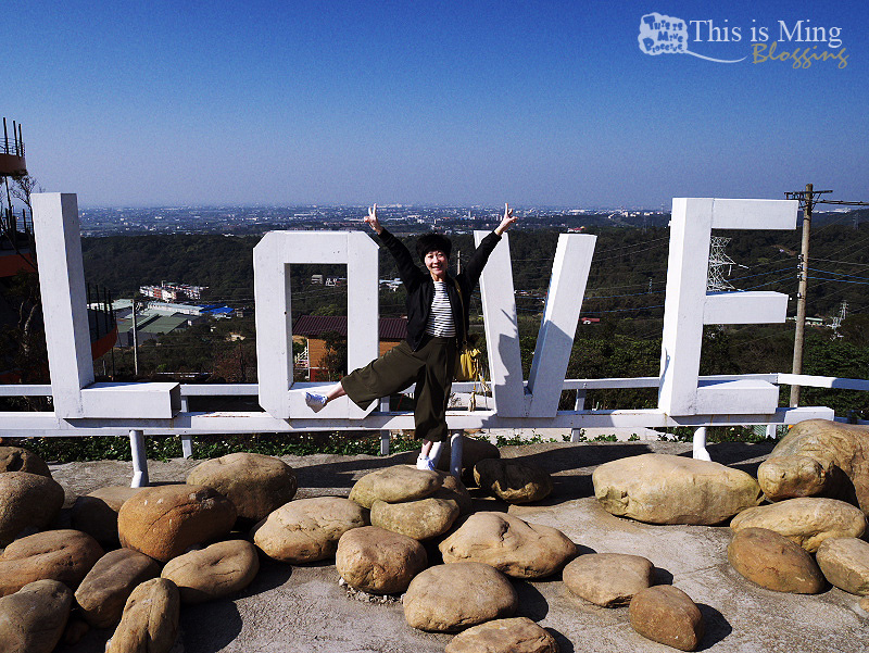 【新竹湖口│食記】山丘上景觀咖啡館~在地中海白牆裡來份下午茶吧!