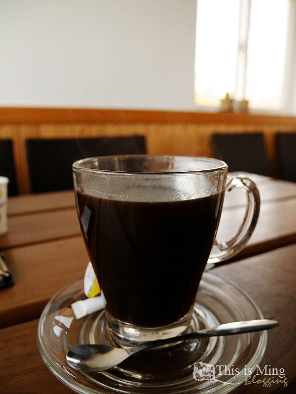 【新竹湖口│食記】山丘上景觀咖啡館~在地中海白牆裡來份下午茶吧!