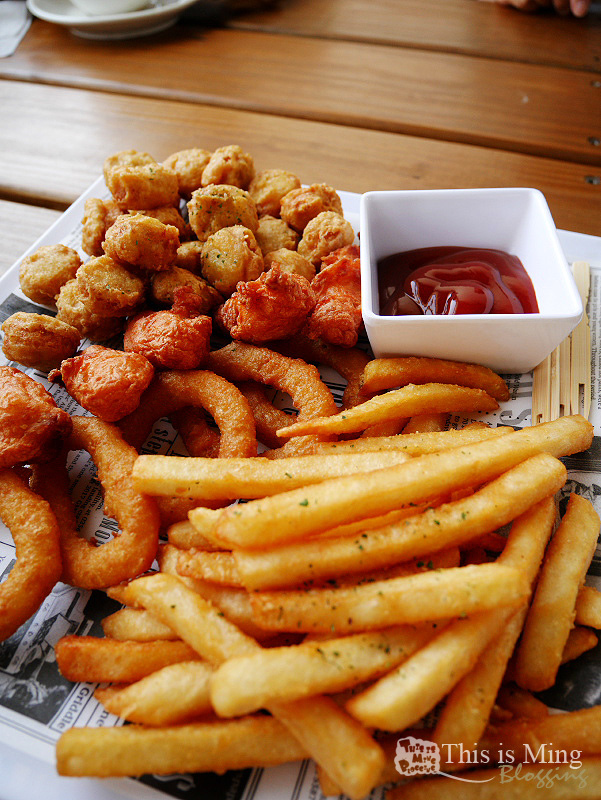 【新竹湖口│食記】山丘上景觀咖啡館~在地中海白牆裡來份下午茶吧!