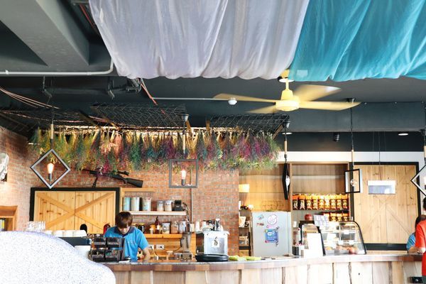 LUBR8942.JPG LUBR8942.JPG