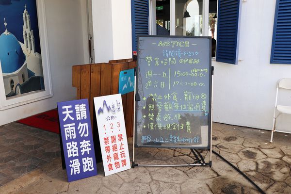 NLAW6556.JPG NLAW6556.JPG