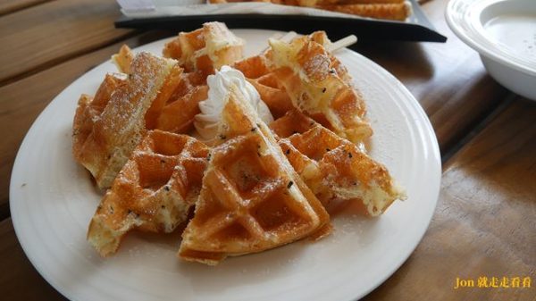 山丘上景觀咖啡館：【新竹 湖口】【景觀餐廳】【山丘上景觀咖啡館】海琴海風格景觀餐廳(菜單)