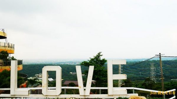 山丘上景觀咖啡館：【新竹 湖口】【景觀餐廳】【山丘上景觀咖啡館】海琴海風格景觀餐廳(菜單)