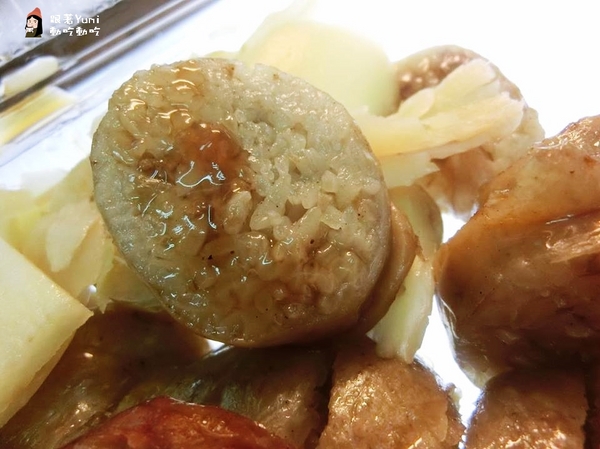 嘉義不一樣香腸:【台中食記-西屯區】逢甲夜市良心攤販!有SGS認證的手工大腸包小腸/糯米腸/大腸頭→嘉義不一樣香腸/糯米腸(不添加防腐劑)@跟著Yumi尤美美動吃動吃(體驗日期:2016年05月20日) 嘉義不一樣香腸:【台中食記-西屯區】逢甲夜市良心攤販!有SGS認證的手工大腸包小腸/糯米腸/大腸頭→嘉義不一樣香腸/糯米腸(不添加防腐劑)@跟著Yumi尤美美動吃動吃(體驗日期:2016年05月20日)