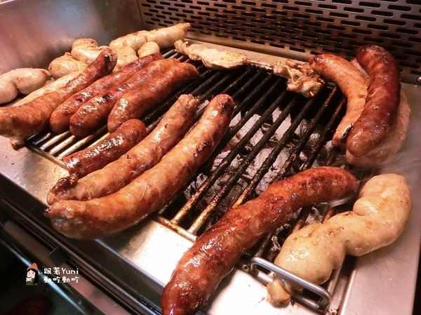 嘉義不一樣香腸:【台中食記-西屯區】逢甲夜市良心攤販!有SGS認證的手工大腸包小腸/糯米腸/大腸頭→嘉義不一樣香腸/糯米腸(不添加防腐劑)@跟著Yumi尤美美動吃動吃(體驗日期:2016年05月20日) 嘉義不一樣香腸:【台中食記-西屯區】逢甲夜市良心攤販!有SGS認證的手工大腸包小腸/糯米腸/大腸頭→嘉義不一樣香腸/糯米腸(不添加防腐劑)@跟著Yumi尤美美動吃動吃(體驗日期:2016年05月20日)