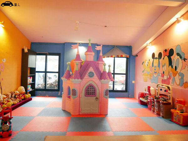 新北．石門 ║ 伊莎貝拉風情館(白沙灣店) ║ 無敵海景 & 萌萌噠復活島摩艾