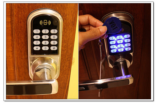 《幸福行》宜蘭冬山‧夜泊.梅花鹿渡假民宿 親子房溜滑梯上下舖